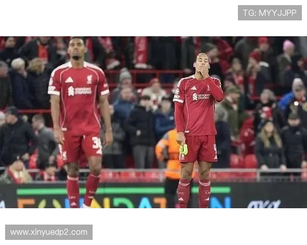 埃因霍温队长回应争议轻推范戴克称其身材高大应能承受